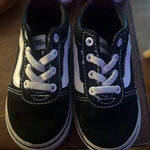 Vans Kids Sneakers Black and White